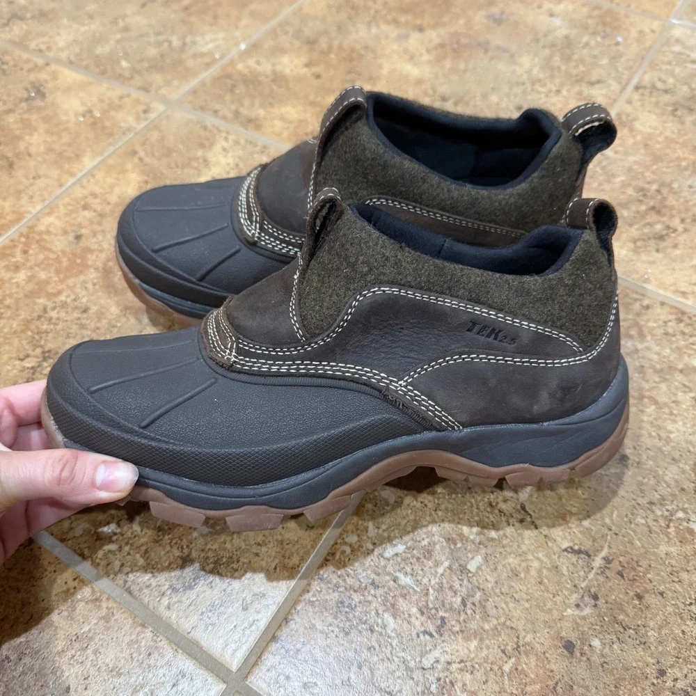 LL Bean Storm Chaser Tek 2.5 Slip On‎ Leather Duck Shoes Vibram Arctic Grip 7